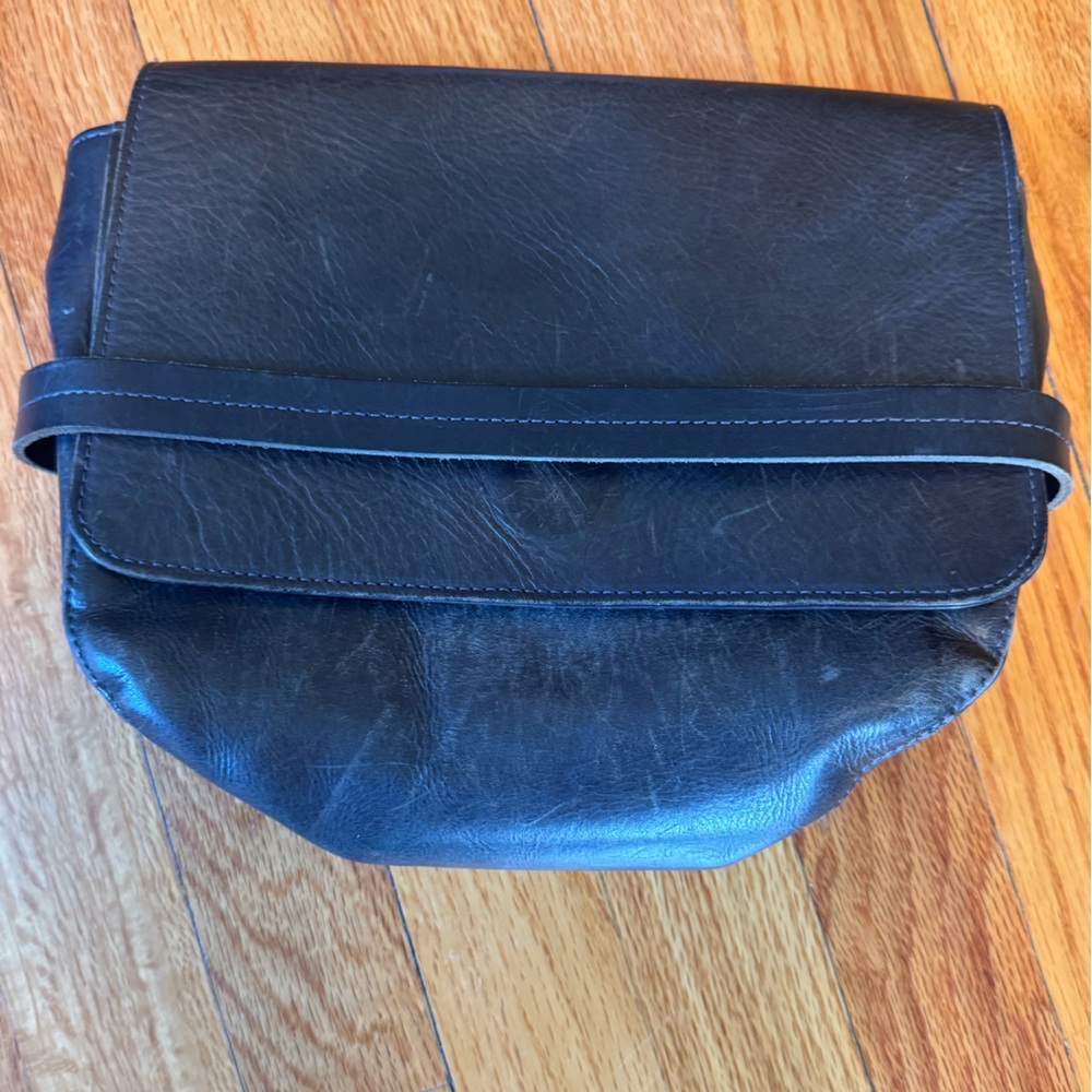 Very well loved but great condition Clare V bag. Navy.